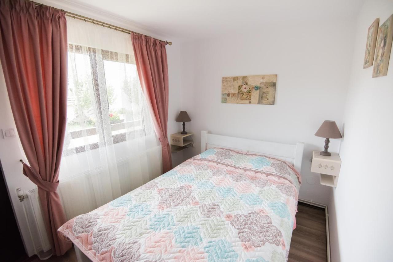 Vila Chic M Hotel Moieciu de Jos Ngoại thất bức ảnh