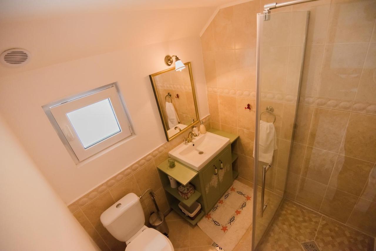 Vila Chic M Hotel Moieciu de Jos Ngoại thất bức ảnh
